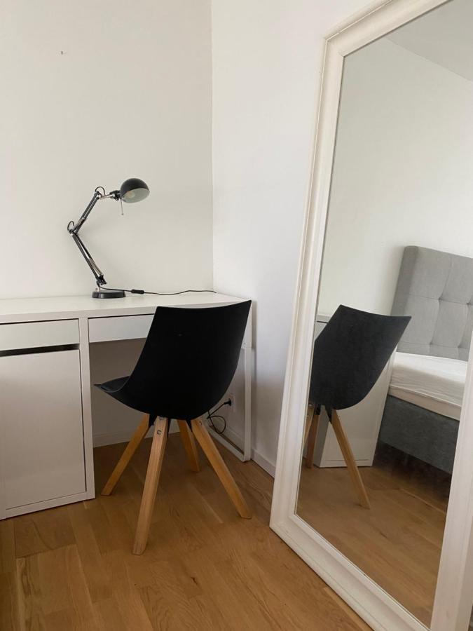 Exclusive 2 Level Etage Next To Arlanda-City Metro Stockholm Exteriör bild